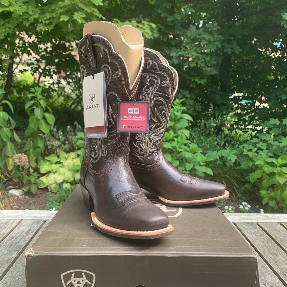 Ariat Legend Boots - Picture 1 of 4